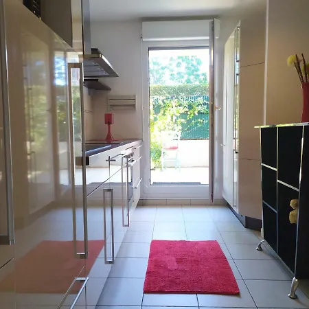 Apartman Charming And Very Well Located Apartement 5 Min From Basel